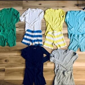 Primary Pajamas size 6/7